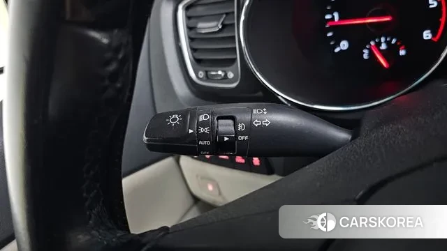 Kia The New Carnival id 3718630 из Кореи 8