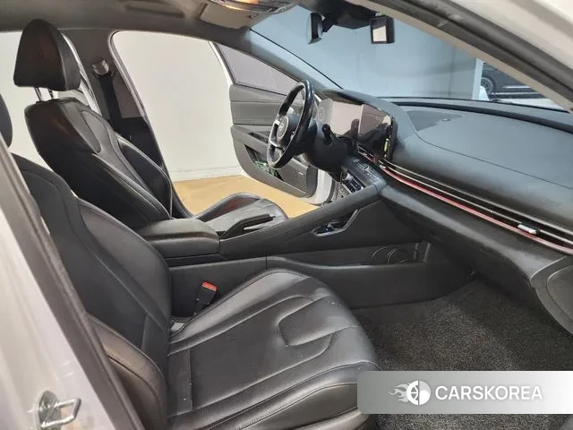 Hyundai Avante (CN7) id 3340516 из Кореи 8