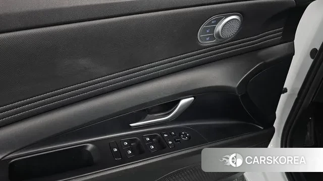 Hyundai Avante (CN7) id 3508380 из Кореи 8