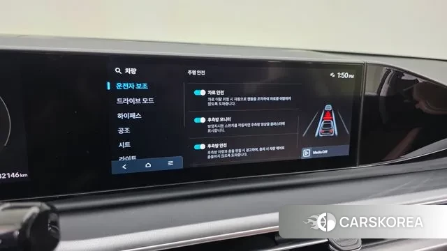 Hyundai Grandeur (GN7) id 3633851 из Кореи 8