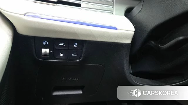 Hyundai The New Grandeur IG Hybrid id 4223915 из Кореи 8