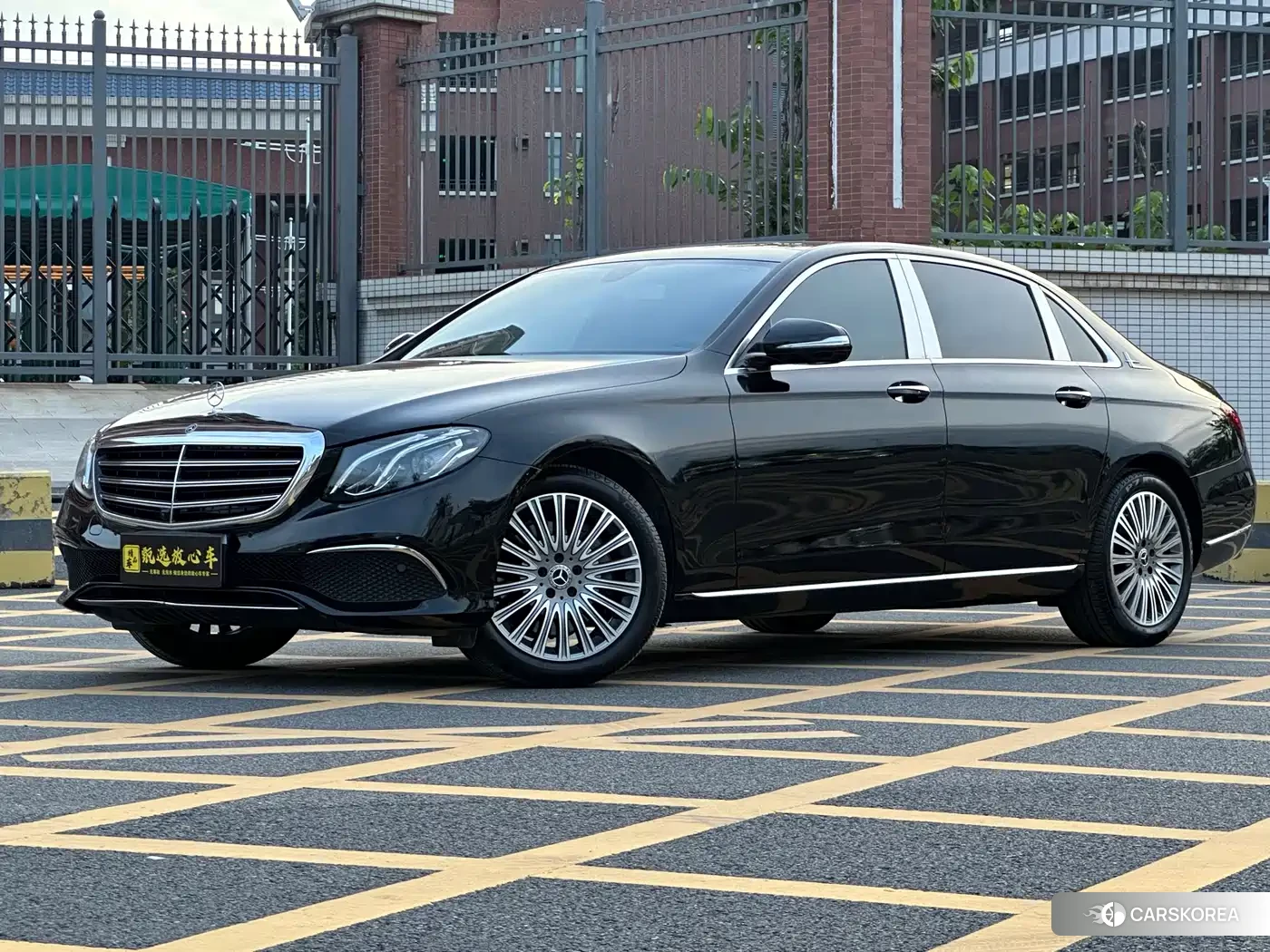 Mercedes-Benz E-Class id 4577746 из Китая 8