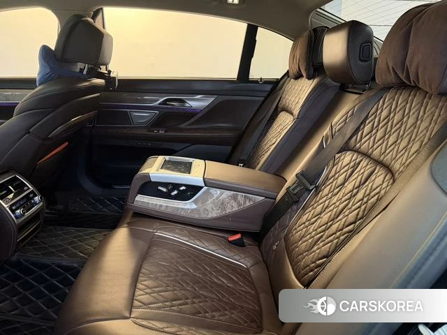 BMW 7 series id 4264027 из Китая 8