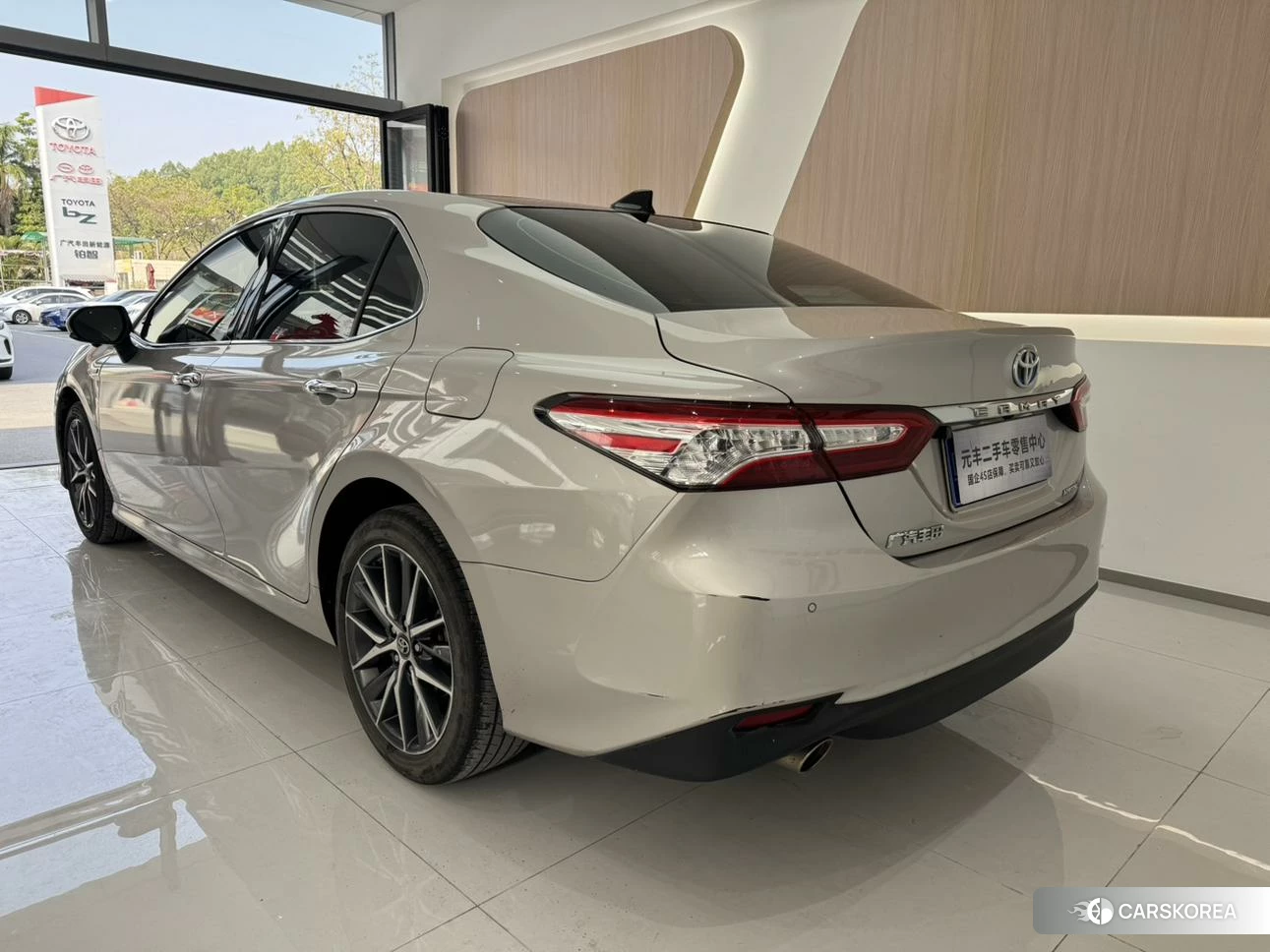 Toyota Camry id 4493115 из Китая 8