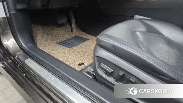 Toyota Camry (XV70) id 3636732 из Кореи 8