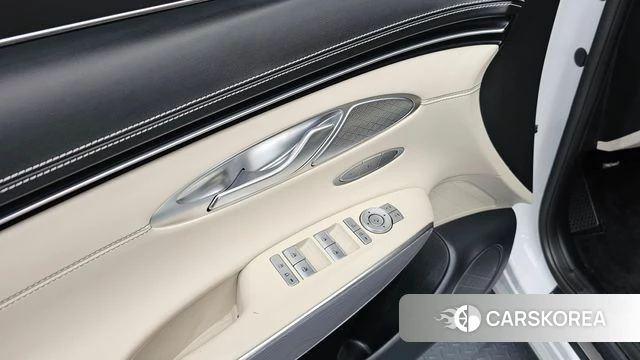 Genesis GV70 id 4476537 из Кореи 8