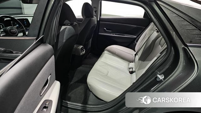 Hyundai Avante (CN7) id 4196220 из Кореи 8