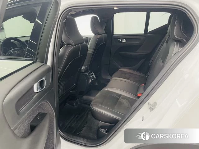 Volvo XC40 id 4211597 из Китая 8