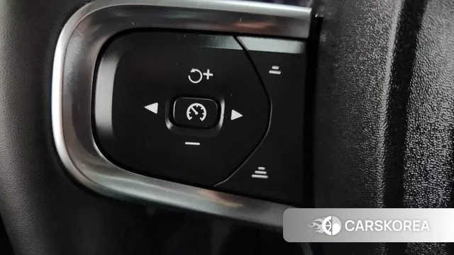 Volvo XC40 id 3467586 из Кореи 8