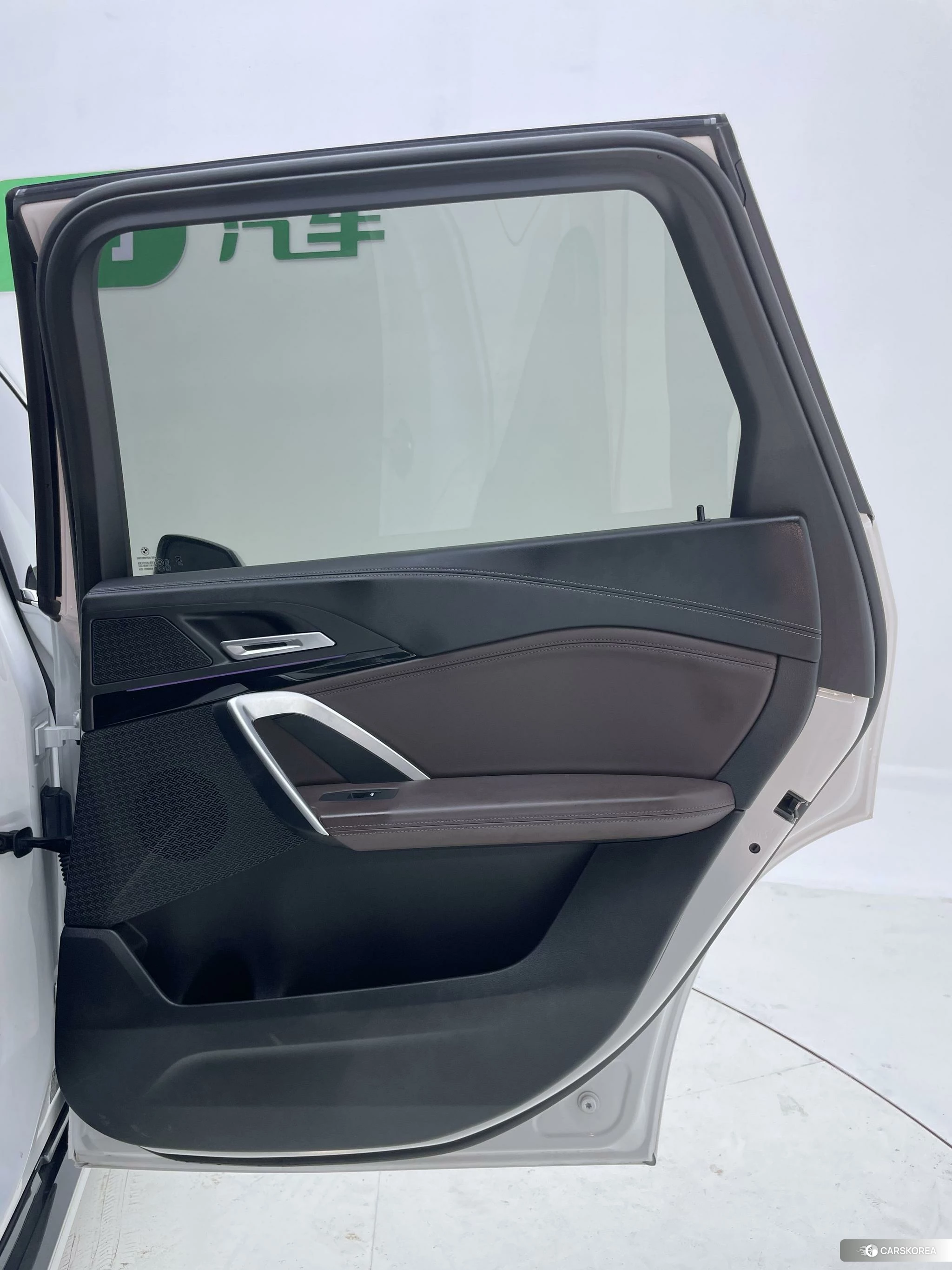 BMW X1 id 4479674 из Китая 8