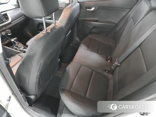 Kia Stonic id 4311135 из Кореи 8