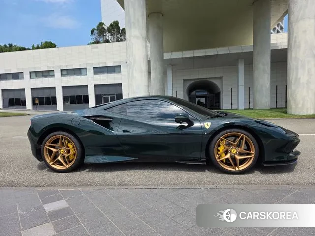 Ferrari F8 Tributo id 3043598 из Кореи 8