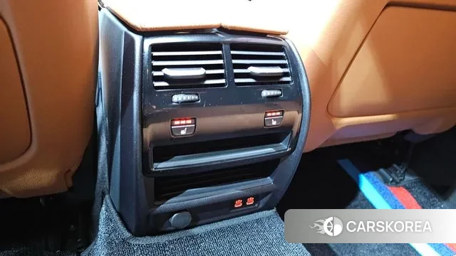 BMW 5 Series (G30) id 3576716 из Кореи 8