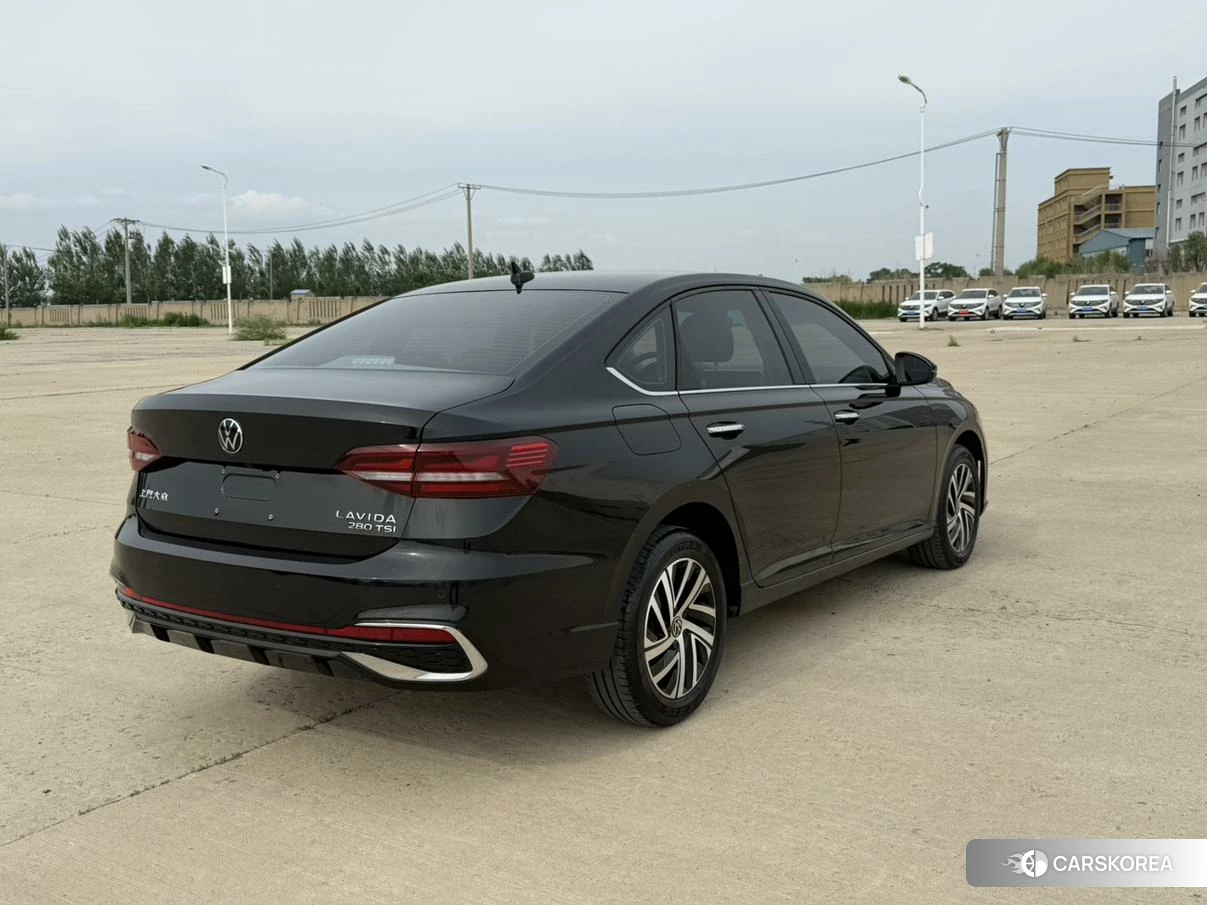 Volkswagen Lavida id 4485286 из Китая 8