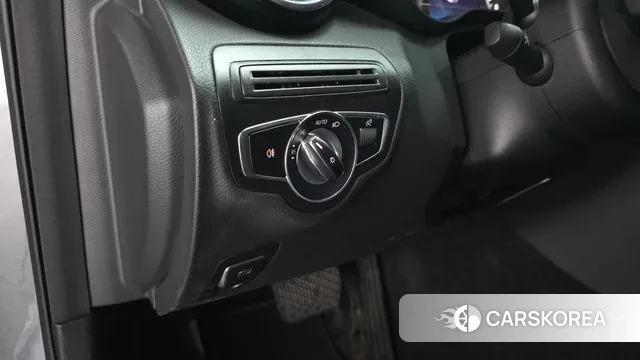 Mercedes-Benz C-Class W205 id 3754021 из Кореи 8