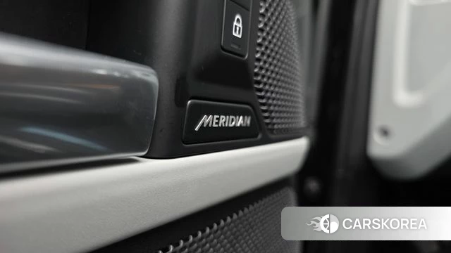 Land Rover Defender (L663) id 3786539 из Кореи 8