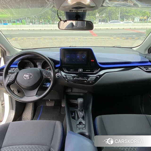 Toyota C-HR id 4374429 из Китая 8