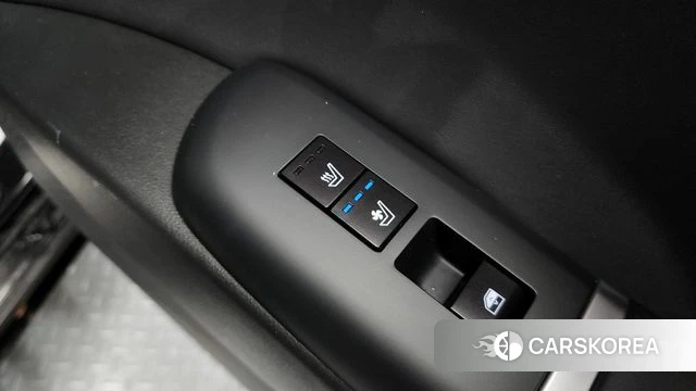 Hyundai Grandeur (GN7) id 3914920 из Кореи 8