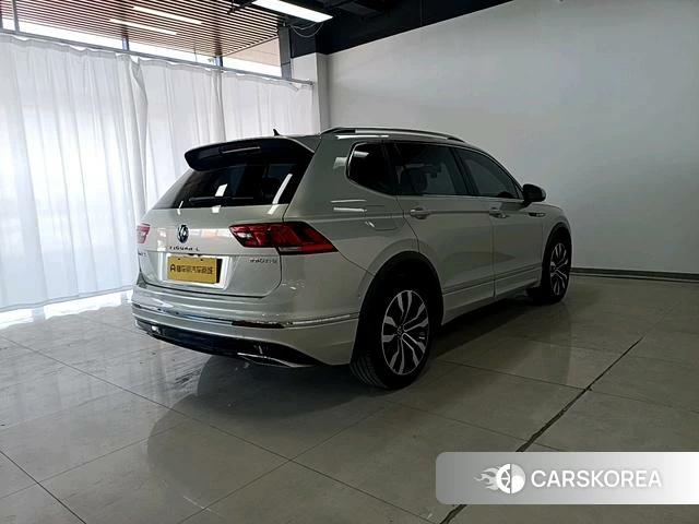 Volkswagen Tiguan L id 4314213 из Китая 8