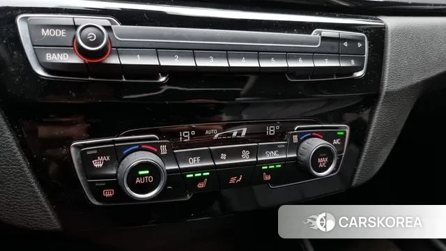 BMW X1 (F48) id 3402842 из Кореи 8