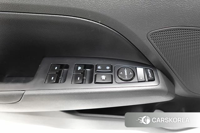 Hyundai The New Avante AD id 3942763 из Кореи 8