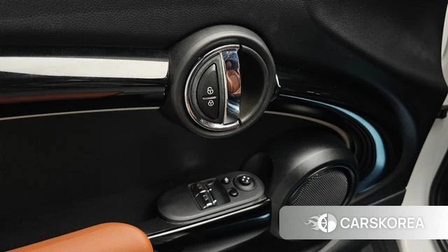 Mini Cooper S id 4540692 из Кореи 8