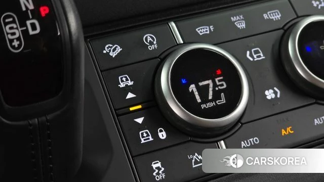 Land Rover Defender (L663) id 4746267 из Кореи 8