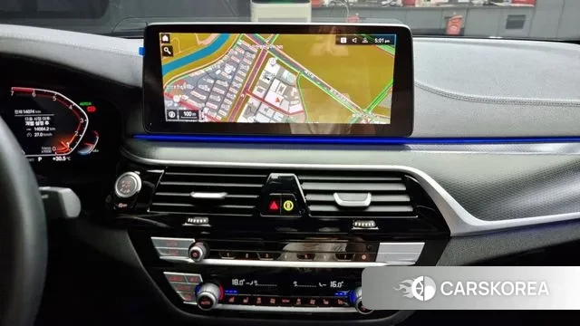 BMW 5 Series (G30) id 3011414 из Кореи 8