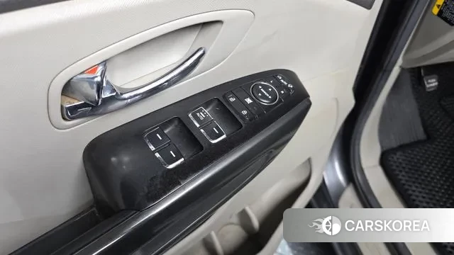 Kia All New Carnival id 3608446 из Кореи 8