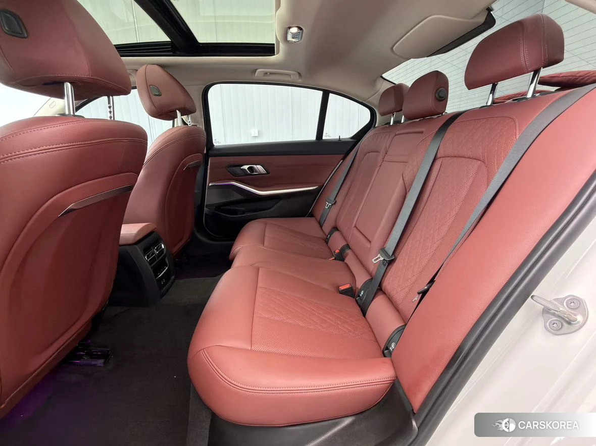 BMW 3 series id 4473849 из Китая 8