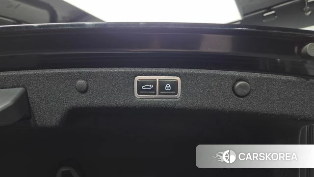 Hyundai Grandeur Hybrid (GN7) id 4433127 из Кореи 8