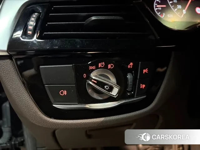 BMW 6 Series GT (G32) id 3742157 из Кореи 8