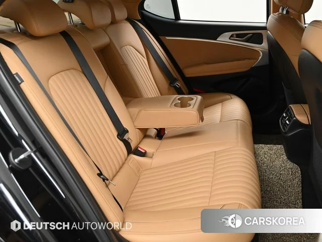 Genesis The New G70 id 4250005 из Кореи 8