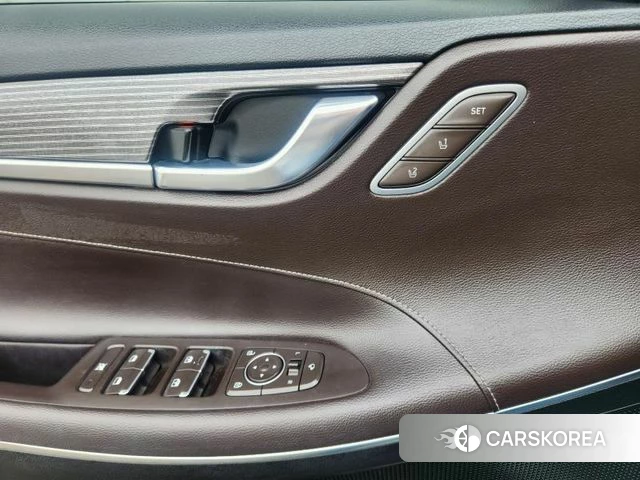 Hyundai Grandeur IG id 3905964 из Кореи 8