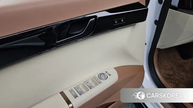 Hyundai Grandeur Hybrid (GN7) id 3278107 из Кореи 8