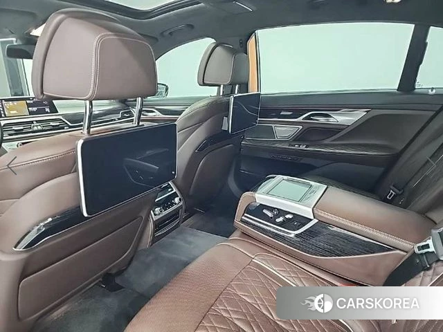 BMW 7 Series (G11) id 3843492 из Кореи 8