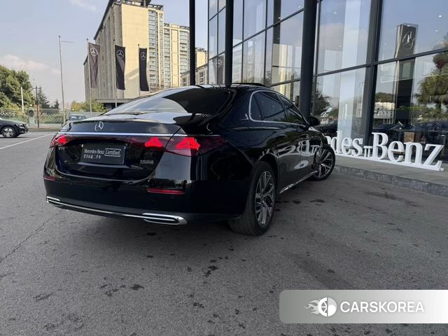 Mercedes-Benz E-class id 4300328 из Китая 8