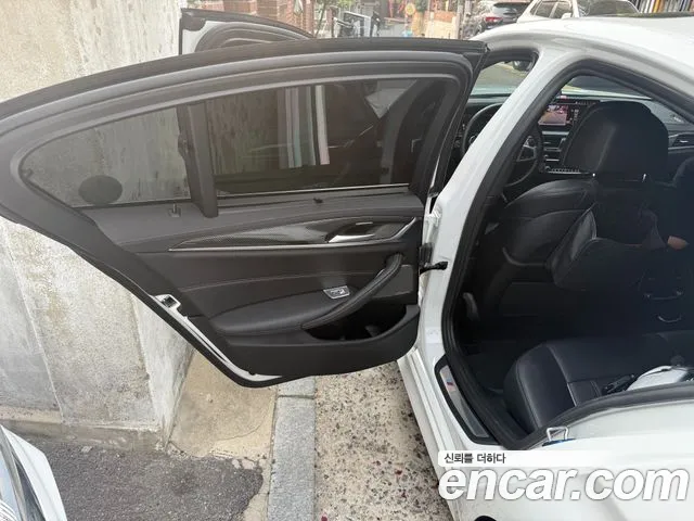 BMW 5 Series (G30) id 2732533 из Кореи 8