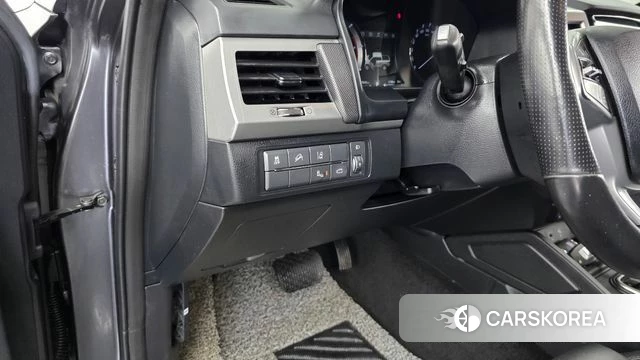 Ssangyong Rexton Sports Cannes id 4708696 из Кореи 8