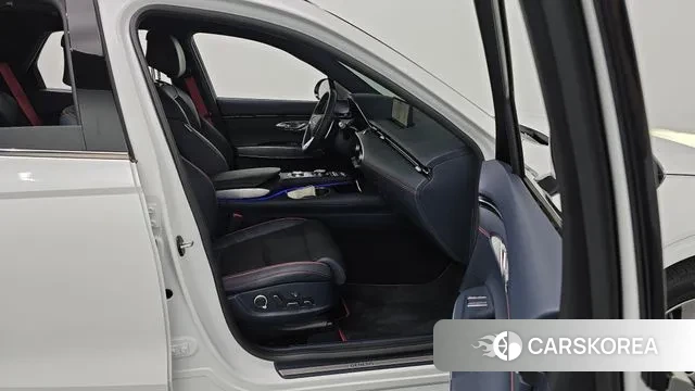 Genesis GV70 id 3236863 из Кореи 8