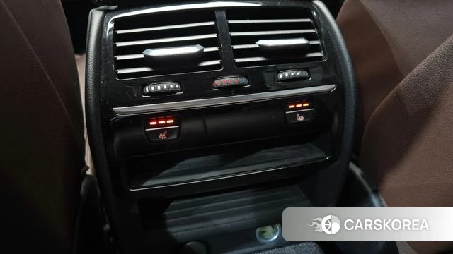 BMW 5 Series (G30) id 3955292 из Кореи 8