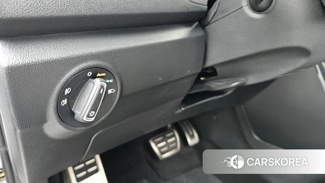 Volkswagen T-Roc id 4518971 из Кореи 8