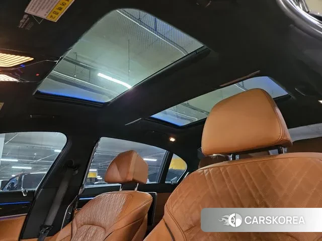 BMW 7 Series (G11) id 3514712 из Кореи 8