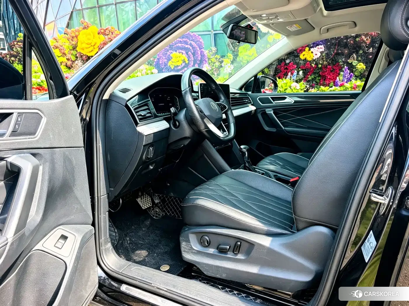 Volkswagen Tiguan L id 4576477 из Китая 8