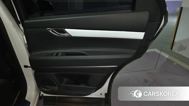 Genesis GV80 id 3933944 из Кореи 8