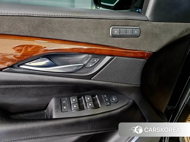 Cadillac Escalade id 3350873 из Кореи 8