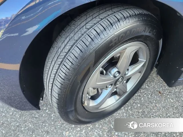 Hyundai Avante AD id 3226999 из Кореи 8