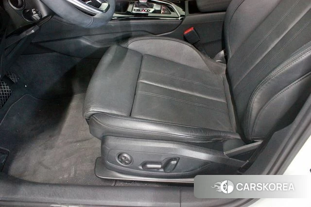 Audi A4 (B9) id 4186741 из Кореи 8