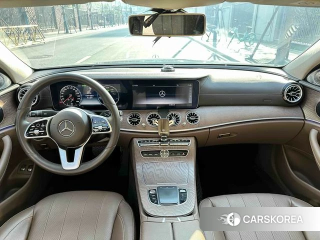 Mercedes-Benz E-class PHEV id 4212680 из Китая 8