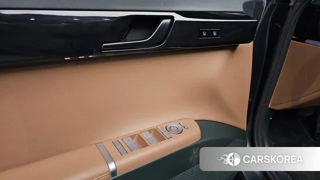 Hyundai Grandeur (GN7) id 3664494 из Кореи 8